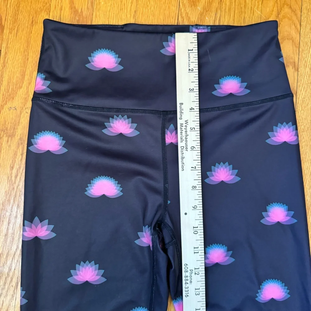 Free People Movement Women’s High Waisted Lotus Print Leggings Size Small - Picture 10 of 11